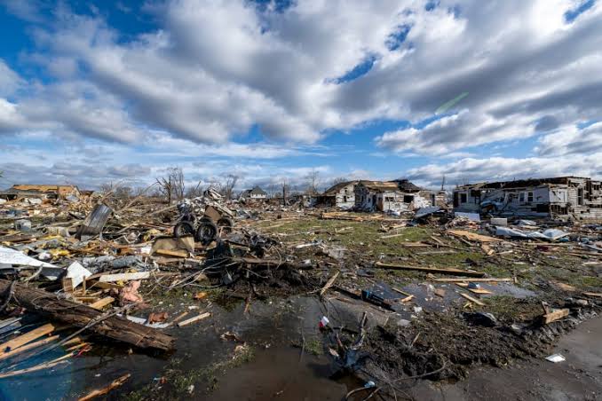 Tornadoes and Thunderstorms Devastate Central US as Over 120 Millions ...